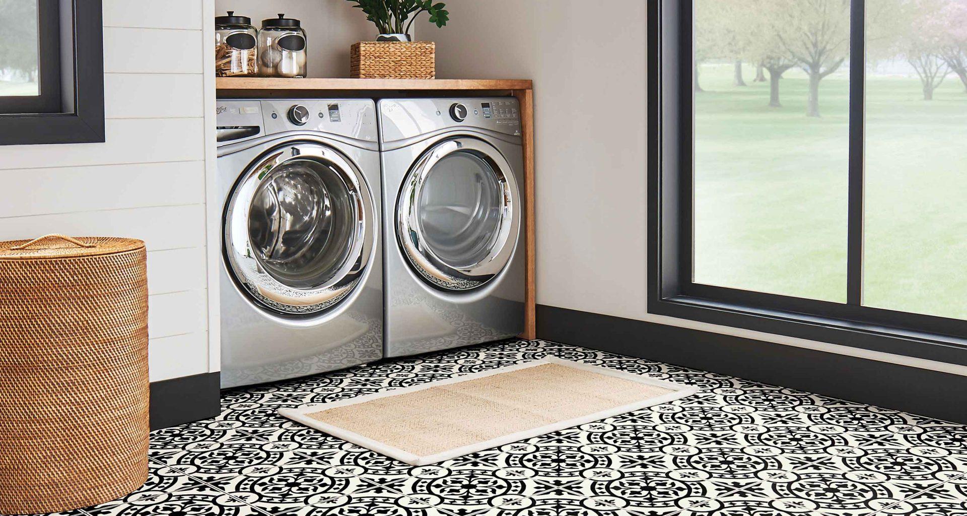 Sheet Vinyl flooring installation
